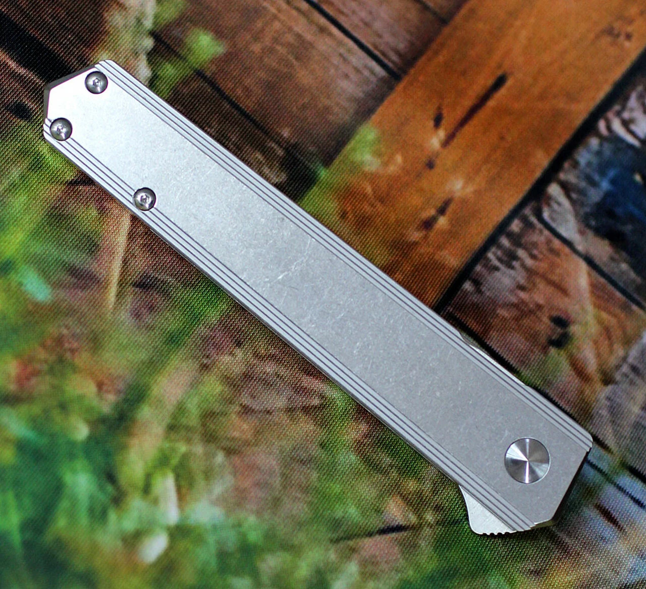 Boker Plus Kwaiken Flipper Frame Lock 01BO269, 3.50" D2 Plain Blade, Stainless Steel Handle 3 Boker Plus Kwaiken Flipper Frame Lock 01BO269, 3.50" D2 Plain Blade, Stainless Steel Handle - Image 3