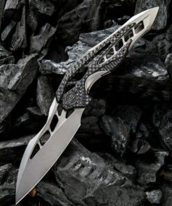 We Knife Co. We Knife Arrakis Framelock Folder 906CFC, 3.45” Bohler M390 Stainless Wharncliffe Plain Blade, Titanium Inlay Carbon Fiber Handle