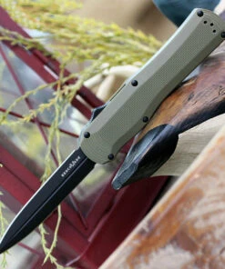 Benchmade Knives Benchmade 3400BK-1 Autocrat, 3.71" CPM-S30V Black Double Edge, Olive Drab G-10 Handle