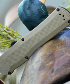 Benchmade Knives Benchmade 3400BK-2 Autocrat, 3.71" CPM-S30V Black Double Edge, Coyote Brown G-10 Handle -Knifeworks Sales Store 3400BK 2.3 72089.1580921464