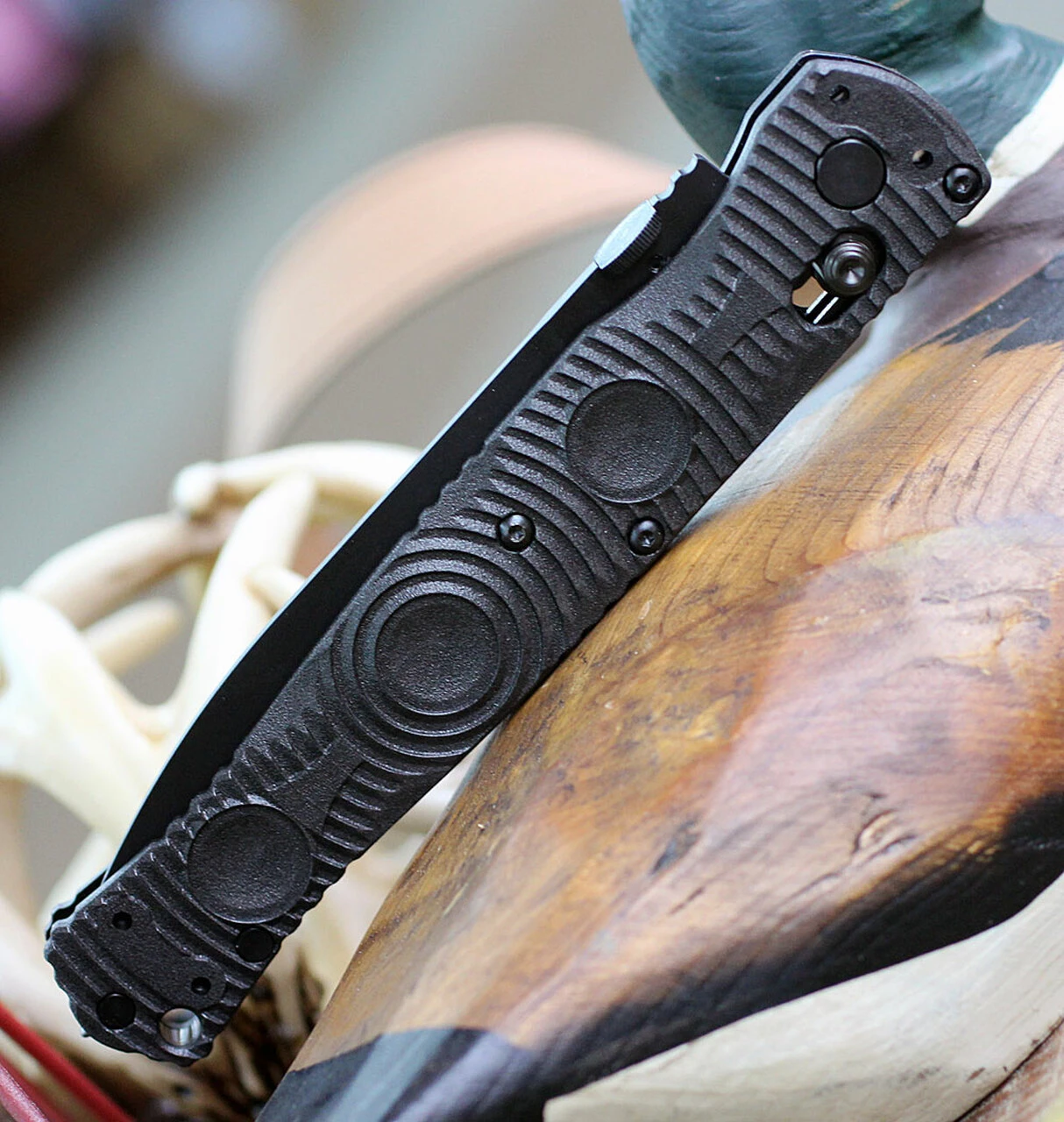 Benchmade Knives Benchmade 391SBK SOCP Tactical Folder, 4.47" D2 Steel Balck ComboEdge, CF-Elite Handle 5 Benchmade Knives Benchmade 391SBK SOCP Tactical Folder, 4.47" D2 Steel Balck ComboEdge, CF-Elite Handle - Image 5