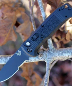 Benchmade Knives Benchmade 4400SBK CASBAH Auto, 3.4 in CPM-S30V Black Combo Blade, Black textured Grivory Handles