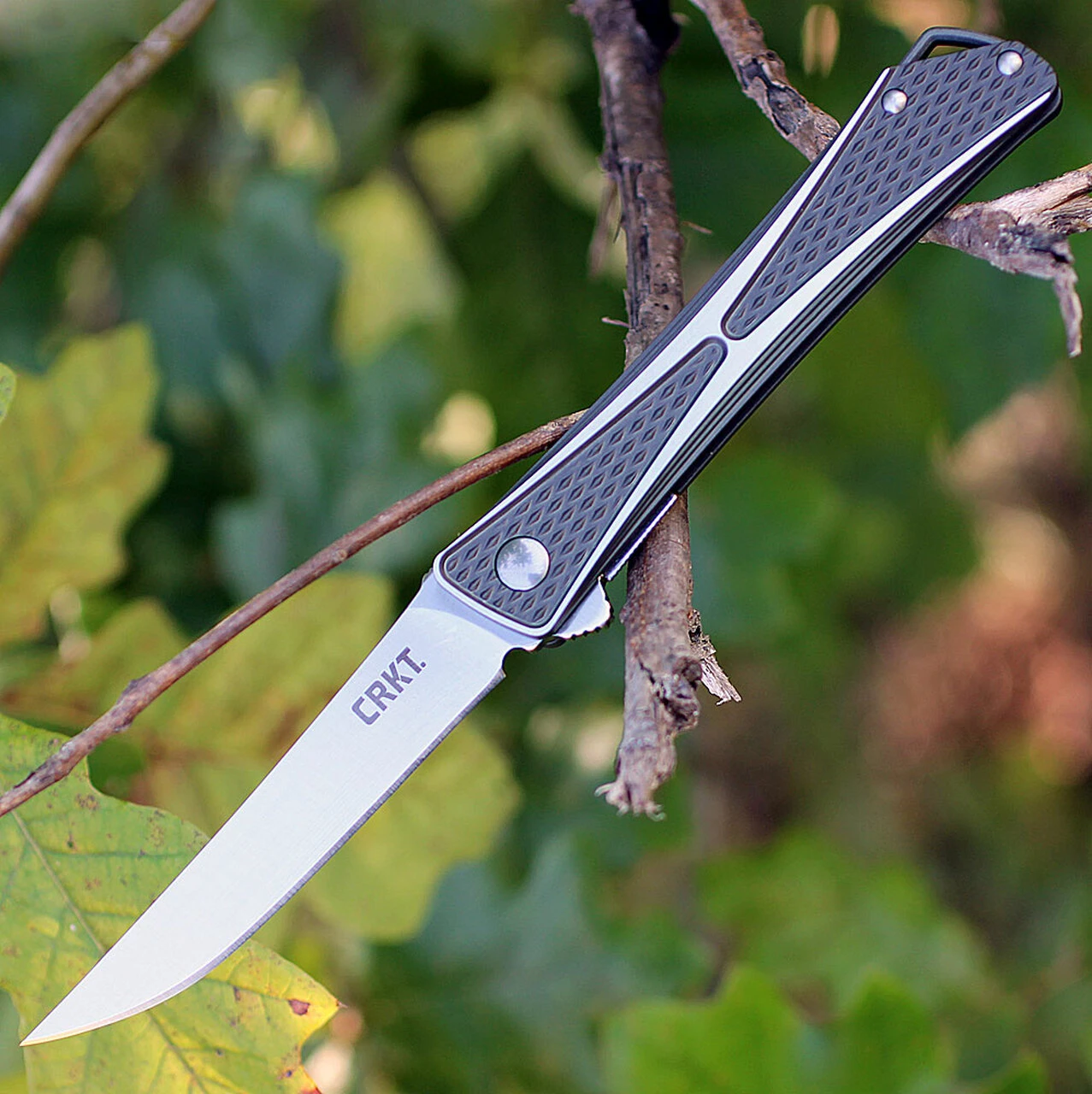 CRKT 7530 Crossbones, 3.5" AUS 8 Plain Blade, Two-Tone Brushed Aluminum Handle 1 CRKT 7530 Crossbones, 3.5" AUS 8 Plain Blade, Two-Tone Brushed Aluminum Handle