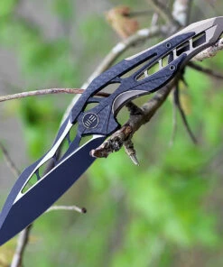 We Knife Co. WE Knife 906CFB Arrakis, 3.45" M390 Black Stonewashed Wharnliffe Blade, Carbon Fiber Inlay & Titanium Handle