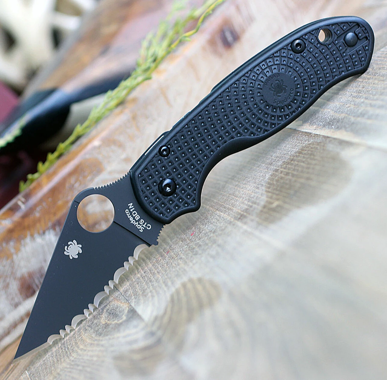 Spyderco Knives Spyderco Para 3 Lightweight C223SBBK, 2.92" CTS BD1N Black Serrated Blade, Black FRN Handle 1 Spyderco Knives Spyderco Para 3 Lightweight C223SBBK, 2.92" CTS BD1N Black Serrated Blade, Black FRN Handle