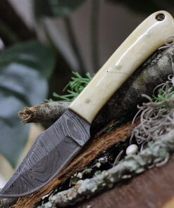 Damascus Blade Knife Damascus Short Skinner White Bone, 3" Damacus Blade, White Bone Handle, Leather sheath