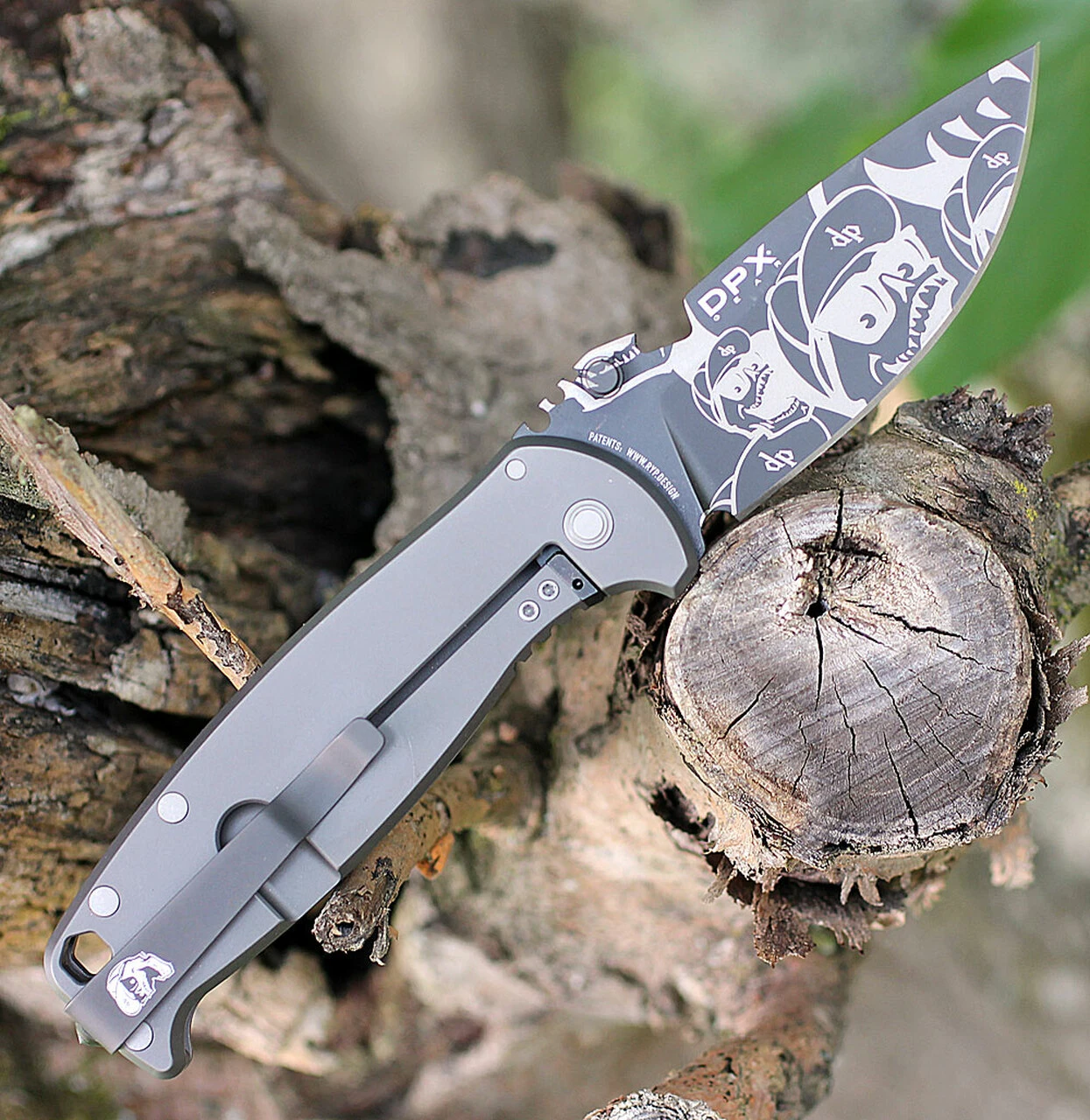 DPx Gear Hest 020 Mr. DP Decade DPHSF020, 3.25" M390 Plain Blade, Titanium Handle 2 DPx Gear Hest 020 Mr. DP Decade DPHSF020, 3.25" M390 Plain Blade, Titanium Handle - Image 2