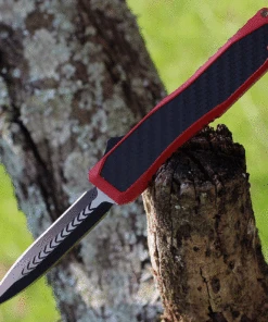 EOS - Elite Outfitting Solutions EOS Harpoon OTF Automatic - Red Alum. / CF (3.75" Black Dagger) HAR-02