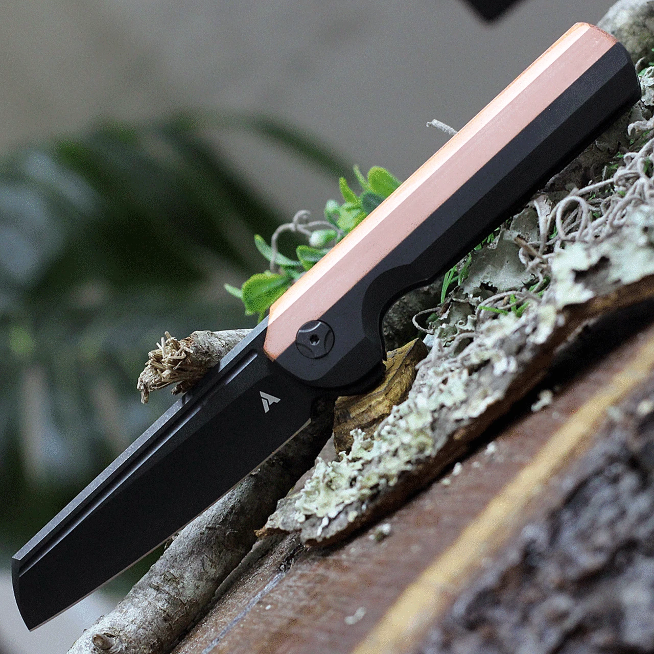 Arcform Darcform Slimfoot Folding - Blk Ti / Copper (3.5" Blk M390 Sheepsfoot) ARC-093 1 Arcform Darcform Slimfoot Folding - Blk Ti / Copper (3.5" Blk M390 Sheepsfoot) ARC-093