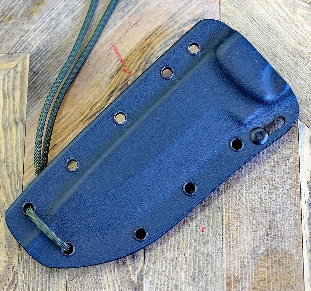 ESEE Knives ESEE-5 5PVG-007, 5.25" 1095 Carbon Steel Venom Green Plain Blade, Neon Green/Black G10 3D Handle, Black Kydex Sheath 4 ESEE Knives ESEE-5 5PVG-007, 5.25" 1095 Carbon Steel Venom Green Plain Blade, Neon Green/Black G10 3D Handle, Black Kydex Sheath - Image 4