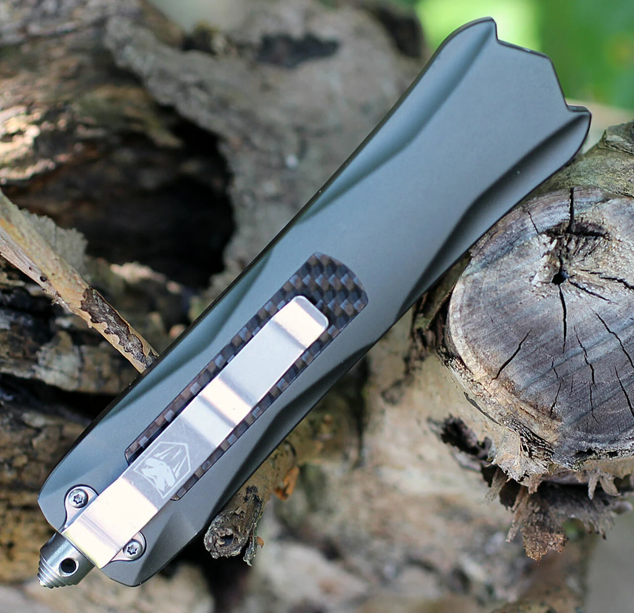 CobraTec Knives GYKCDNS Gray King Cobra, 4" D2 Steel Drop Point Blade, Anodized Aviation Aluminum Handle 3 CobraTec Knives GYKCDNS Gray King Cobra, 4" D2 Steel Drop Point Blade, Anodized Aviation Aluminum Handle - Image 3