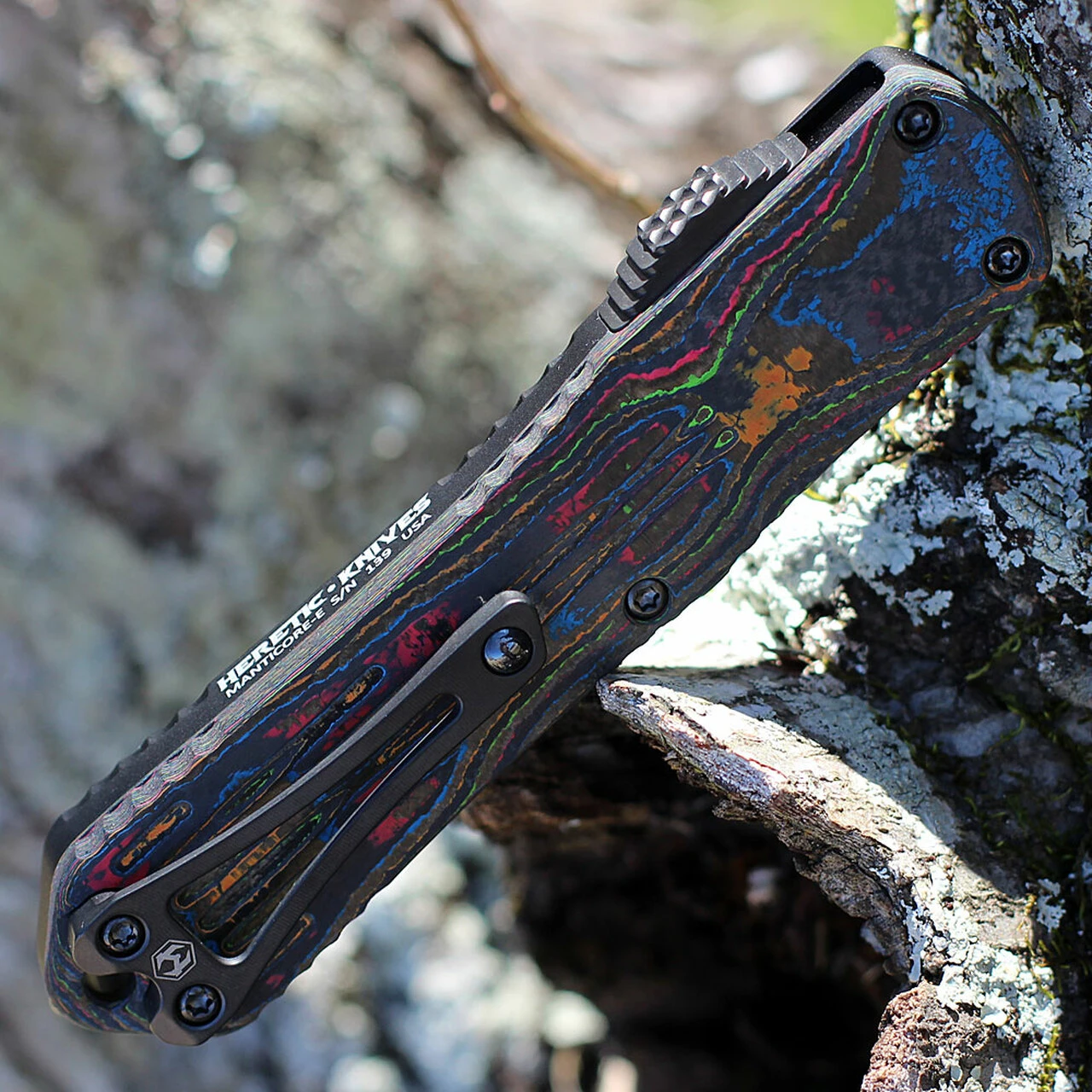 Heretic Knives Heretic Manticore E OTF Automatic - Awesome 80's CF / Blk Alum (3.2" Tanto DLC SW) H027-6A-CF80's 3 Heretic Knives Heretic Manticore E OTF Automatic - Awesome 80's CF / Blk Alum (3.2" Tanto DLC SW) H027-6A-CF80's - Image 3