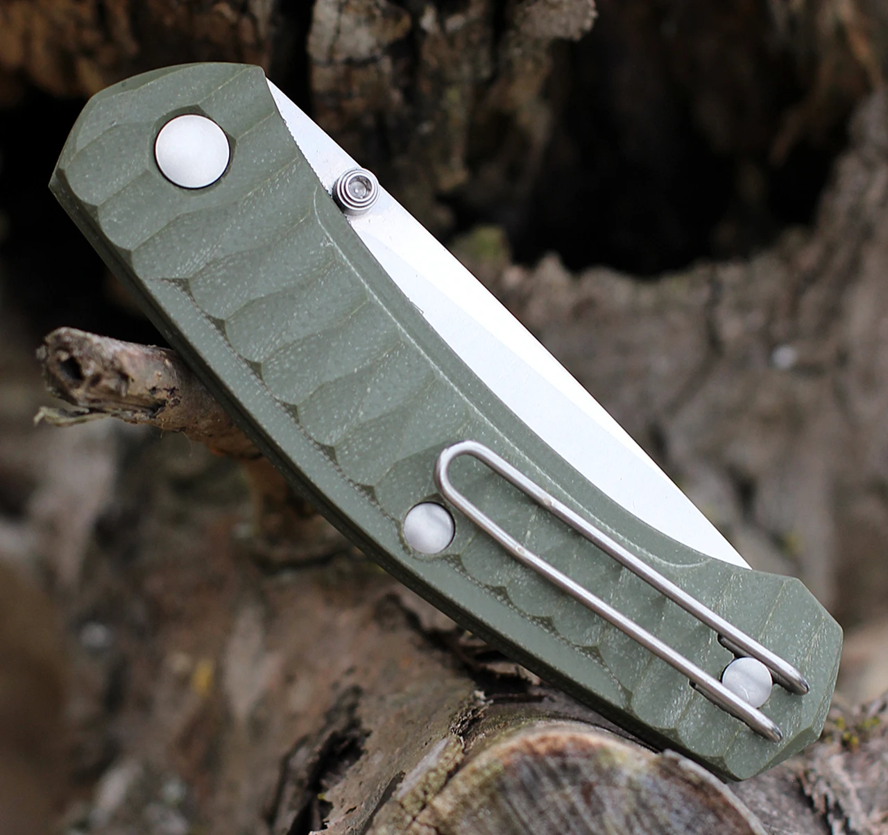 GiantMouse ACE Iona Liner Lock, 2.9" Satin M390 Drop Point Blade, Anso Textured Green G-10 Handle 3 GiantMouse ACE Iona Liner Lock, 2.9" Satin M390 Drop Point Blade, Anso Textured Green G-10 Handle - Image 3