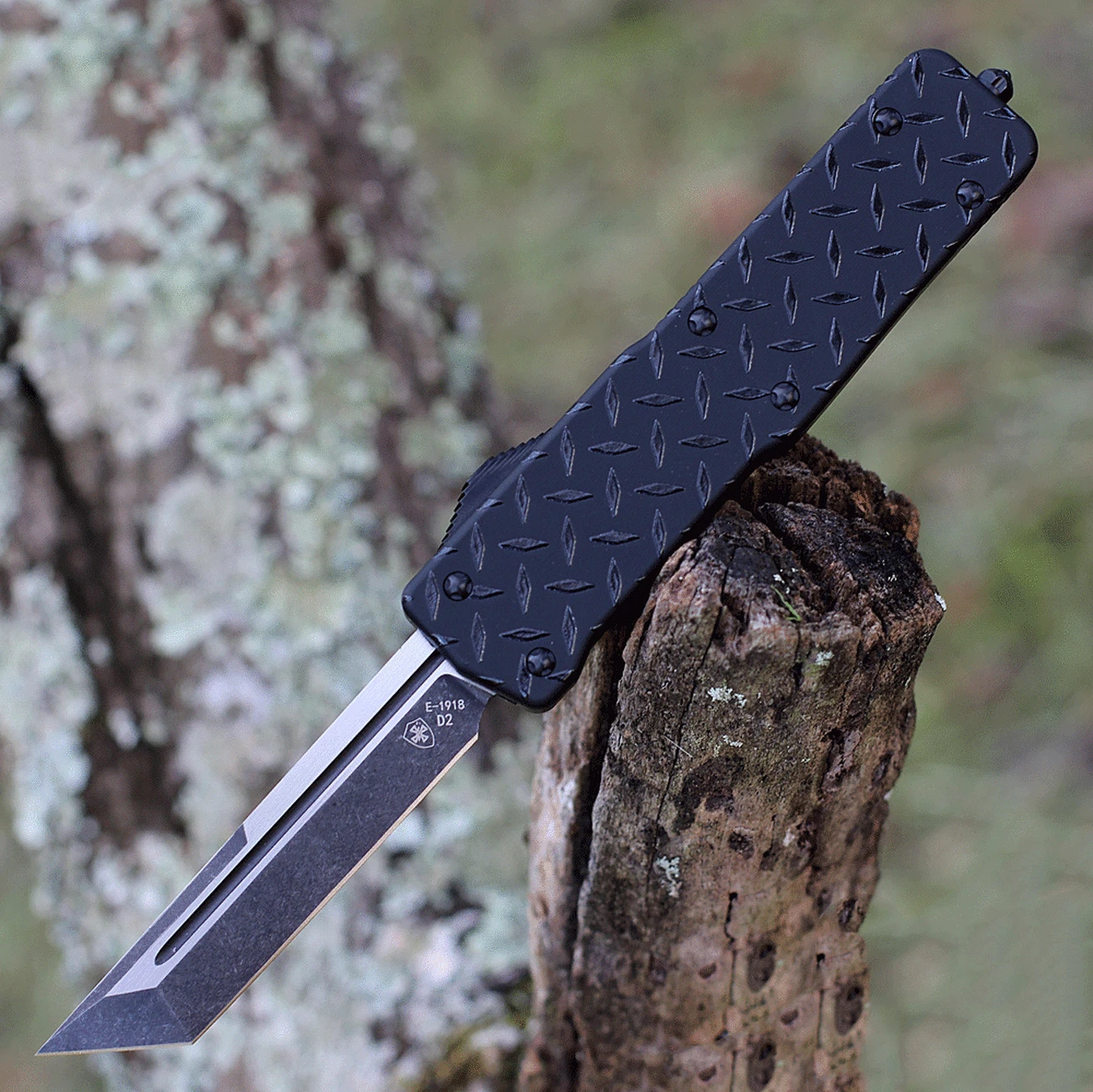 Templar Knife Co. Templar Premium Lightweight Large OTF - Blk Diamond (3.55" D2 Blk Tanto) LA-DPG-22-1 1 Templar Knife Co. Templar Premium Lightweight Large OTF - Blk Diamond (3.55" D2 Blk Tanto) LA-DPG-22-1
