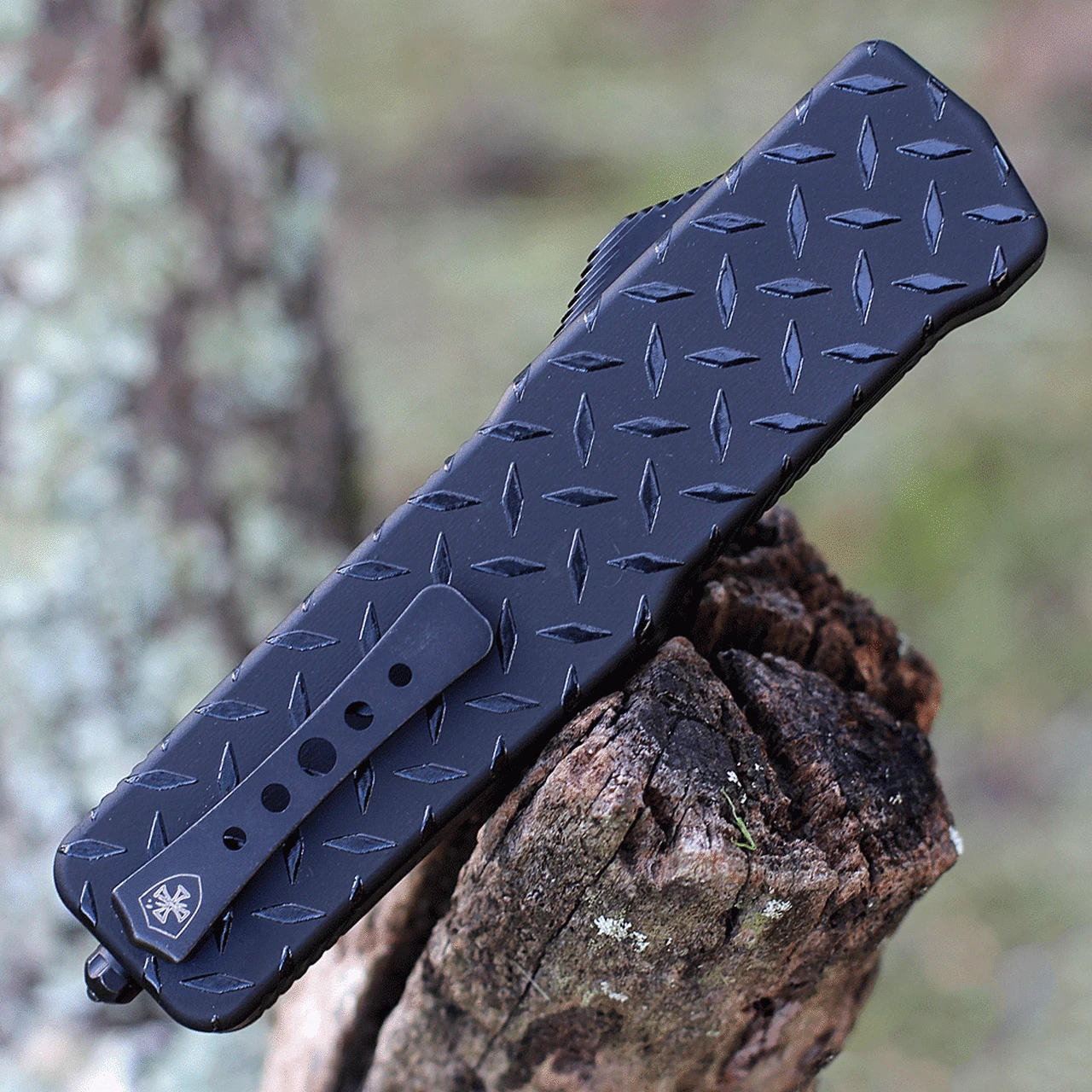 Templar Knife Co. Templar Premium Lightweight Large OTF - Blk Diamond (3.55" D2 Blk Tanto) LA-DPG-22-1 4 Templar Knife Co. Templar Premium Lightweight Large OTF - Blk Diamond (3.55" D2 Blk Tanto) LA-DPG-22-1 - Image 4