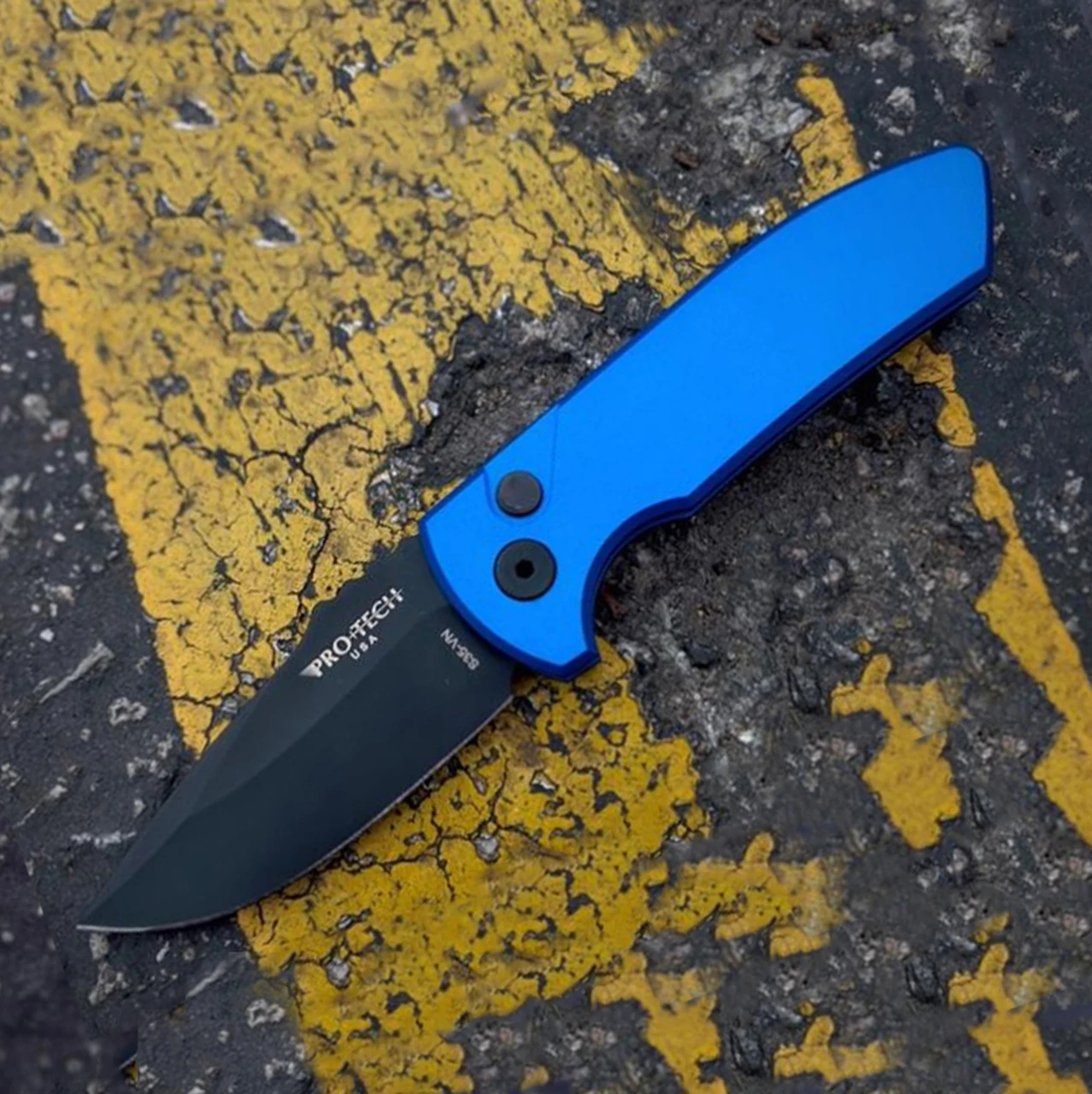 Pro-Tech Short Blade Rockeye (SBR) Automatic Blue Alum. (2.5" S35VN Blk) LG403-BLUE 1 Pro-Tech Short Blade Rockeye (SBR) Automatic Blue Alum. (2.5" S35VN Blk) LG403-BLUE