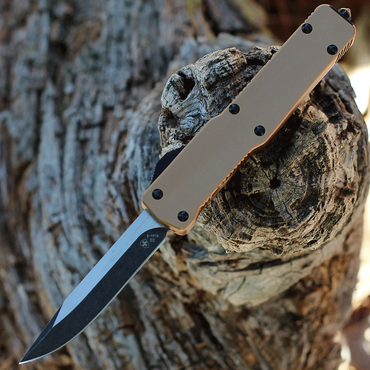 Templar Knife Co. Templar Premium Lightweight Slim OTF -Alum. Bronze (3.25" D2 Blk Drop Point) MA-AB-32-1 1 Templar Knife Co. Templar Premium Lightweight Slim OTF -Alum. Bronze (3.25" D2 Blk Drop Point) MA-AB-32-1