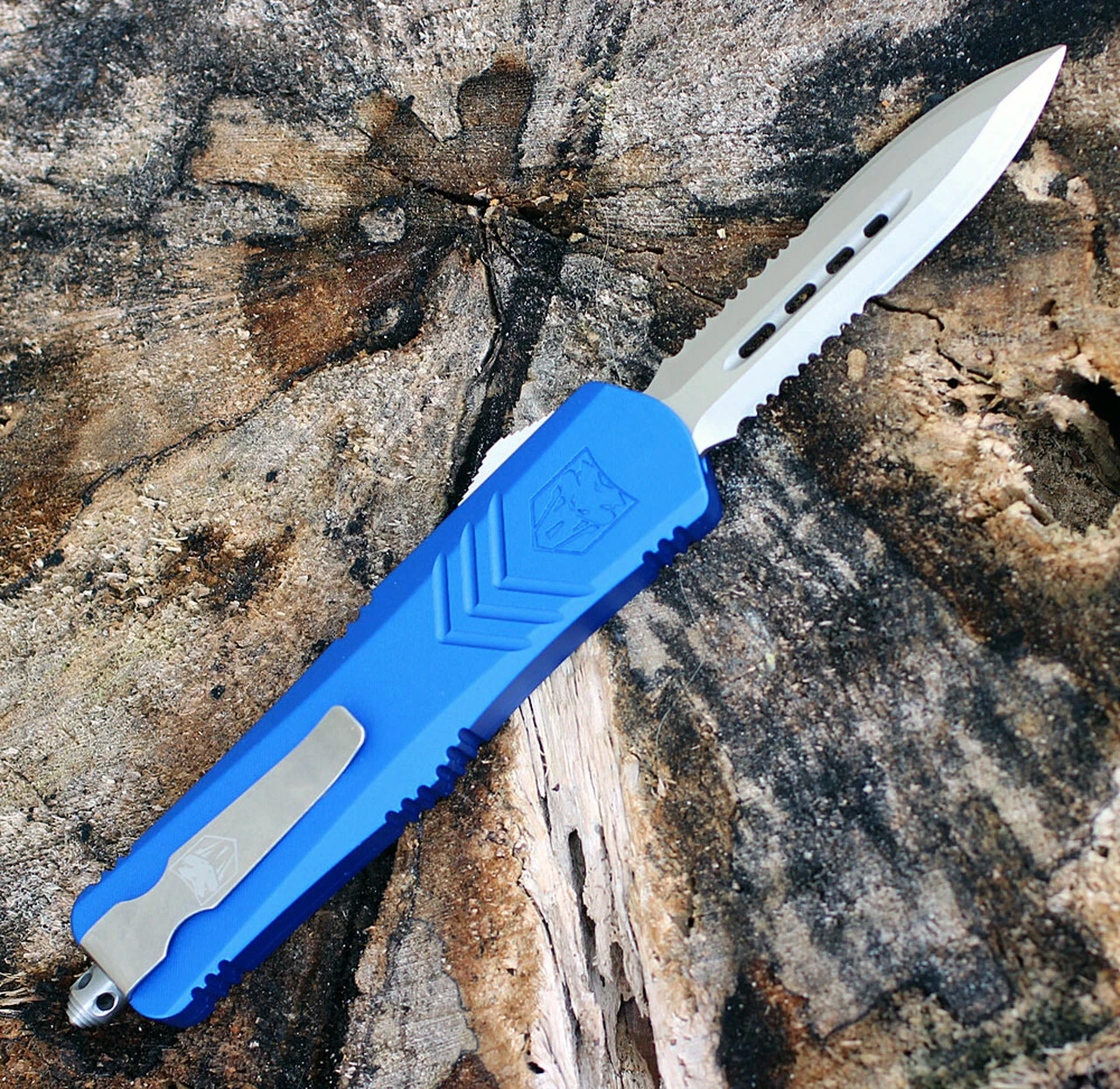 CobraTec Blue FS-X OTF Knife CTKMBLUFS-XMDAG2SS, 3" D2 Steel Dagger Double Serrated Blade, Blue Aluminum Handle 2 CobraTec Blue FS-X OTF Knife CTKMBLUFS-XMDAG2SS, 3" D2 Steel Dagger Double Serrated Blade, Blue Aluminum Handle - Image 2