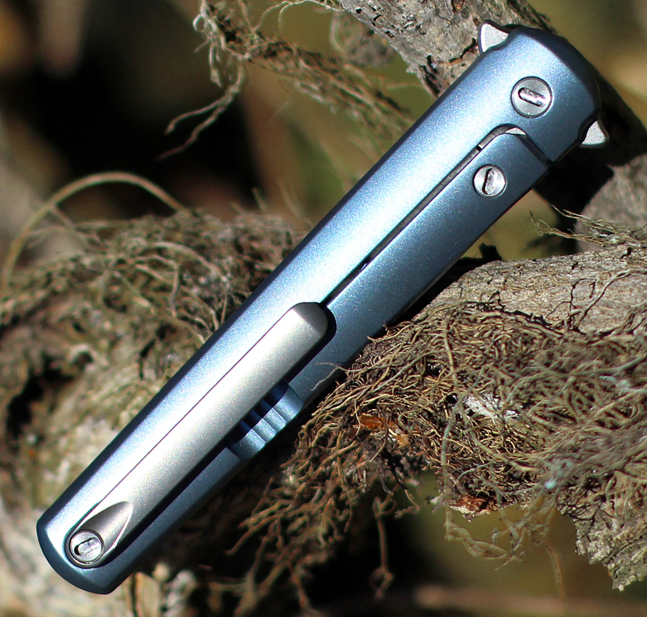 MKM - Maniago Knife Makers, Zieba Flame Flipper, FL02-TBSW, 2.9" Stonewashed Dagger, Blue Titanium, Handle 3 MKM - Maniago Knife Makers, Zieba Flame Flipper, FL02-TBSW, 2.9" Stonewashed Dagger, Blue Titanium, Handle - Image 3