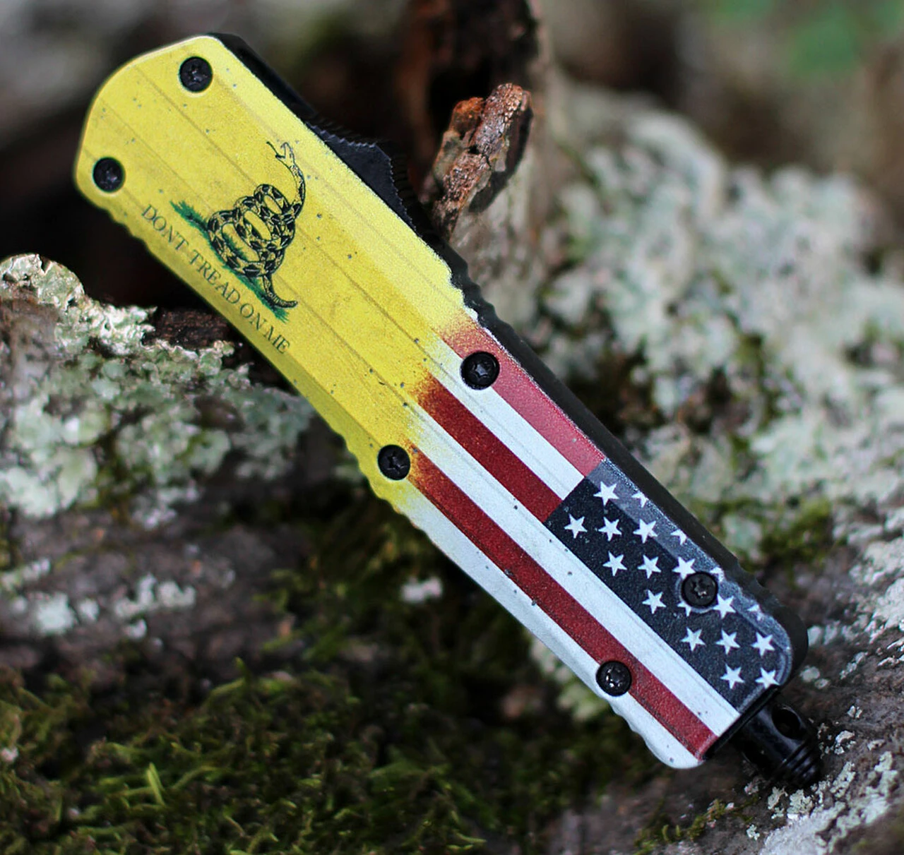 Templar Knife Co. Templar Knife Small OTF Don't Tread On Me S-DTOM-13-2, 2.75" 440C Satin Dagger Blade, Aluminum Zinc Handle 3 Templar Knife Co. Templar Knife Small OTF Don't Tread On Me S-DTOM-13-2, 2.75" 440C Satin Dagger Blade, Aluminum Zinc Handle - Image 3