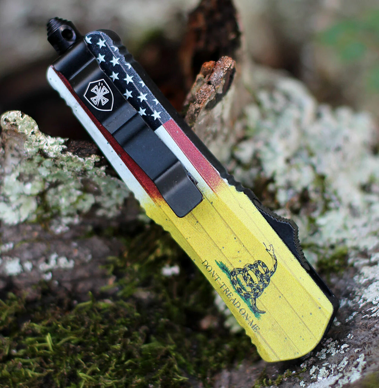 Templar Knife Co. Templar Knife Small OTF Don't Tread On Me S-DTOM-13-2, 2.75" 440C Satin Dagger Blade, Aluminum Zinc Handle 4 Templar Knife Co. Templar Knife Small OTF Don't Tread On Me S-DTOM-13-2, 2.75" 440C Satin Dagger Blade, Aluminum Zinc Handle - Image 4