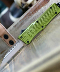 CobraTec Knives SODCTK-1SWNS Small CTK-1 Black, 2.75" D2 Steel Wharncliffe Blade OD Green Handle