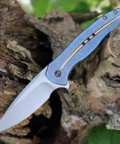 WE Knife Co. Kitefin 2001F, 3.24" CPM-S35VN Polished Bead Blast Spear Point Blade, Blue Titanium Handle w/ Gold Grove