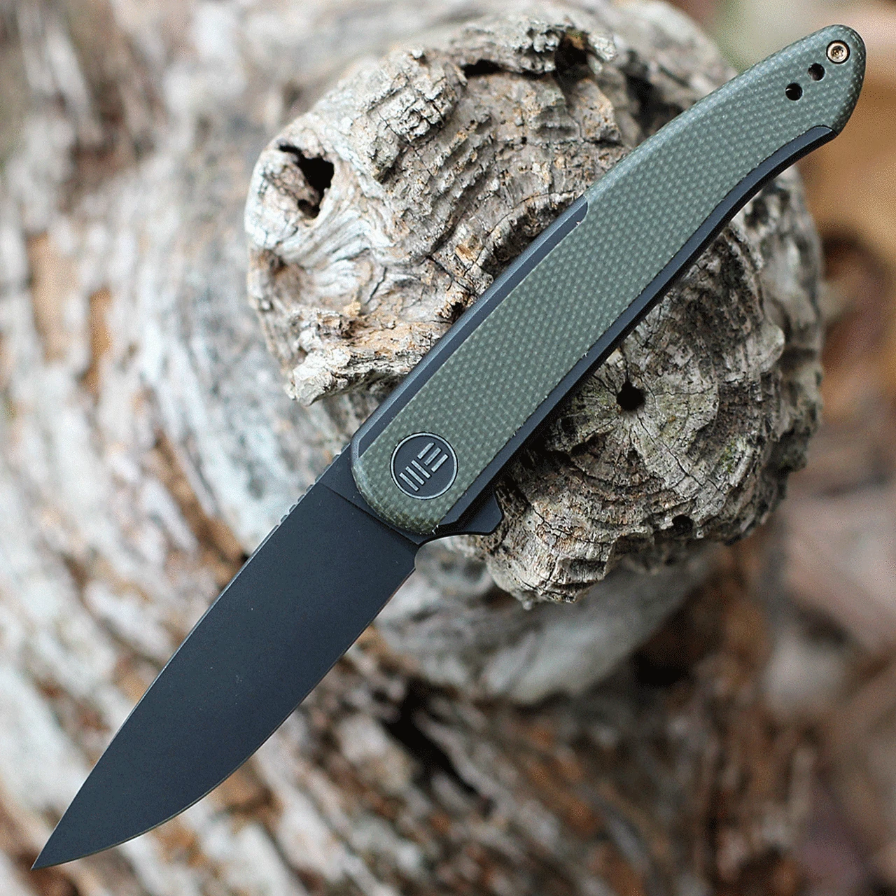 We Knife Co. WE Knife Smooth Sentinel - Blk Ti/Green Micarta (3" CPM 20CV Blk) WE20043-4 1 We Knife Co. WE Knife Smooth Sentinel - Blk Ti/Green Micarta (3" CPM 20CV Blk) WE20043-4