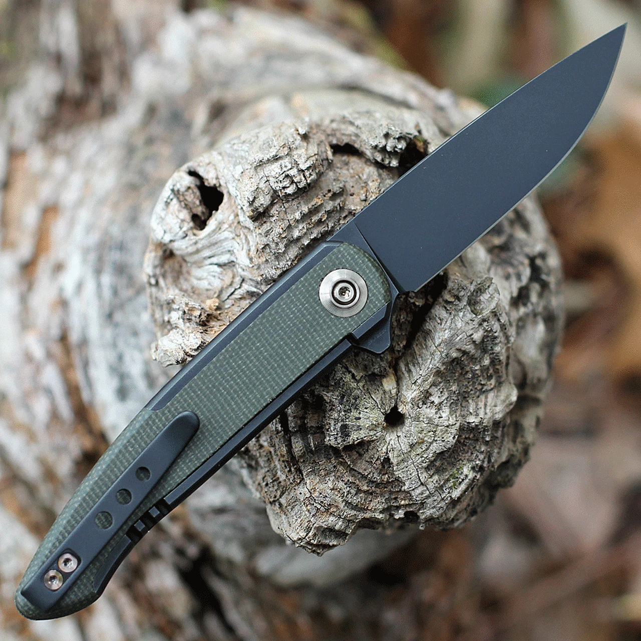 We Knife Co. WE Knife Smooth Sentinel - Blk Ti/Green Micarta (3" CPM 20CV Blk) WE20043-4 2 We Knife Co. WE Knife Smooth Sentinel - Blk Ti/Green Micarta (3" CPM 20CV Blk) WE20043-4 - Image 2