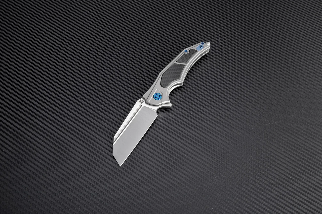 Artisan Cutlery Artisan Apache ATZ1813GGYM, 3.82" M390 Plain Blade, Gray Titanium/Carbon Fiber Handle 1 Artisan Cutlery Artisan Apache ATZ1813GGYM, 3.82" M390 Plain Blade, Gray Titanium/Carbon Fiber Handle