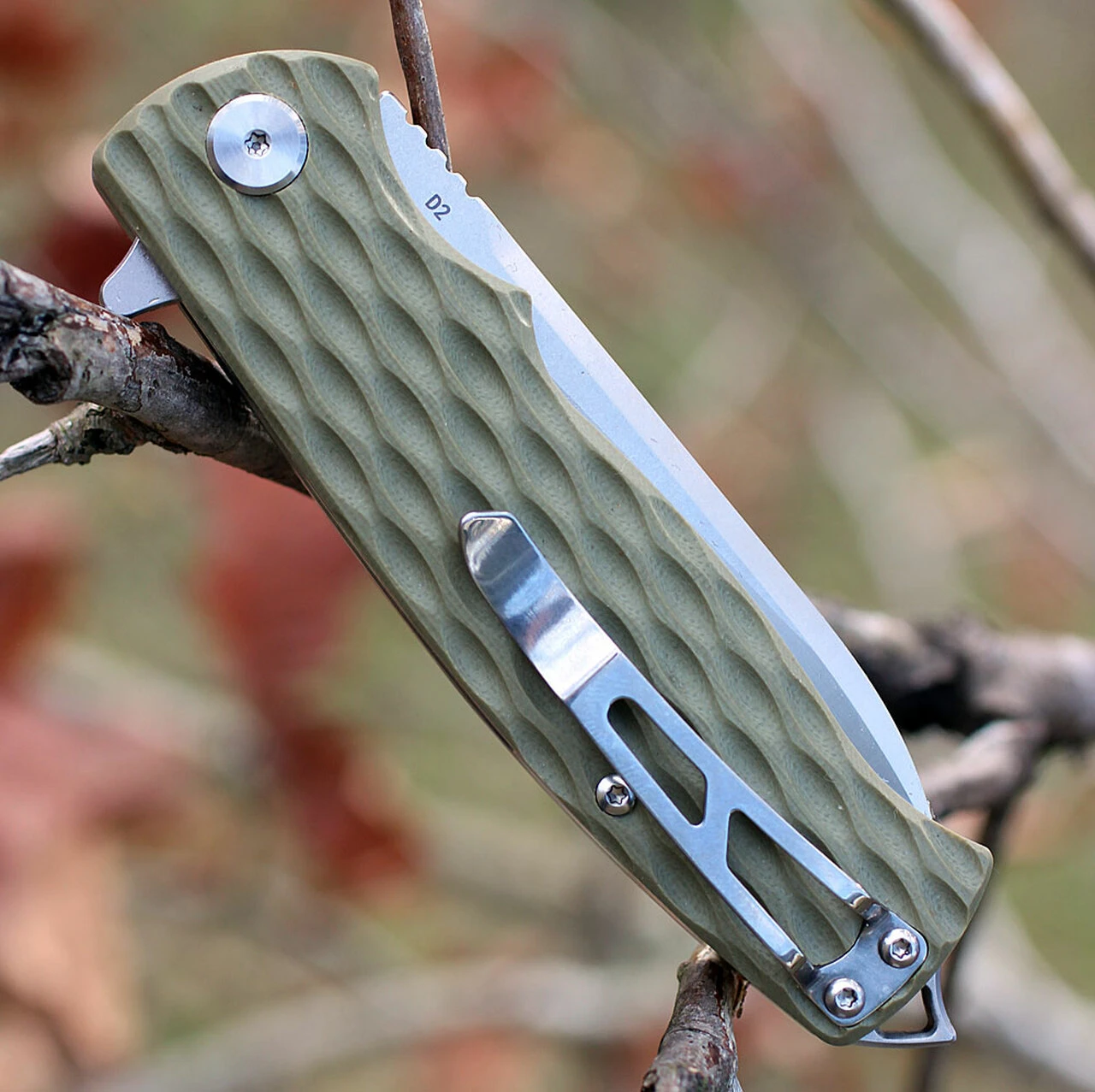 Bestech G02C Grampus, 3.5" D2 Plain Blade, Army Green G-10 Handle 4 Bestech G02C Grampus, 3.5" D2 Plain Blade, Army Green G-10 Handle - Image 4