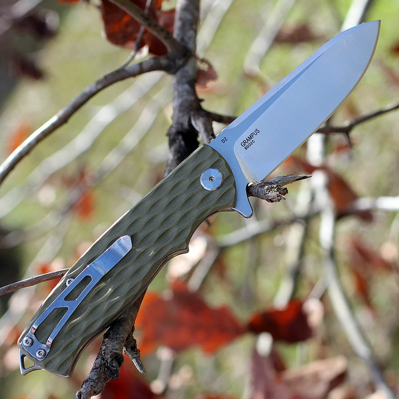 Bestech G02C Grampus, 3.5" D2 Plain Blade, Army Green G-10 Handle 2 Bestech G02C Grampus, 3.5" D2 Plain Blade, Army Green G-10 Handle - Image 2
