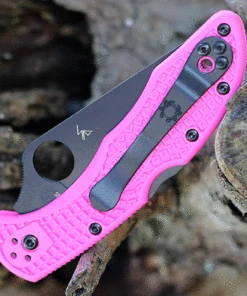 Spyderco Knives Spyderco Delica 4 FRN Pink C11FPPNS30VBK, 2.90" CPM S30V Black Plain Blade, Pink FRN Handle -Knifeworks Sales Store c11fppns30vbk.3 75944.1630510080