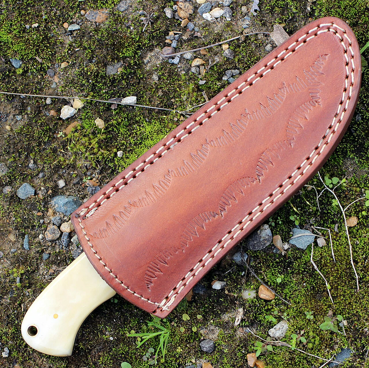 Damascus Blade Knife Damascus 1068 Skinner, 3.75" Damascus Plain Blade, Smooth White Bone Handle 3 Damascus Blade Knife Damascus 1068 Skinner, 3.75" Damascus Plain Blade, Smooth White Bone Handle - Image 3