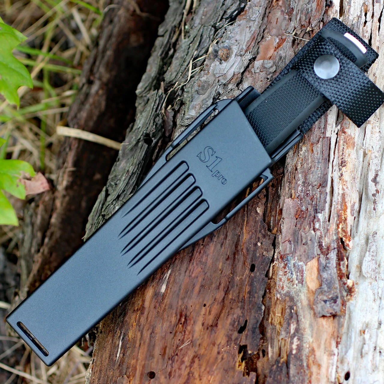 Fallkniven S1 PRO10, 5.12" Lam.CoS Satin Blade, Thermorun Handles, Zytel Sheath 3 Fallkniven S1 PRO10, 5.12" Lam.CoS Satin Blade, Thermorun Handles, Zytel Sheath - Image 3