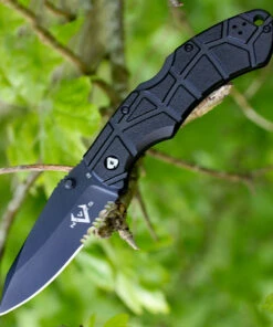 V Nives 30206 Rocky 2, 3.25" Black D2 Combo Blade, Black FRN Handle