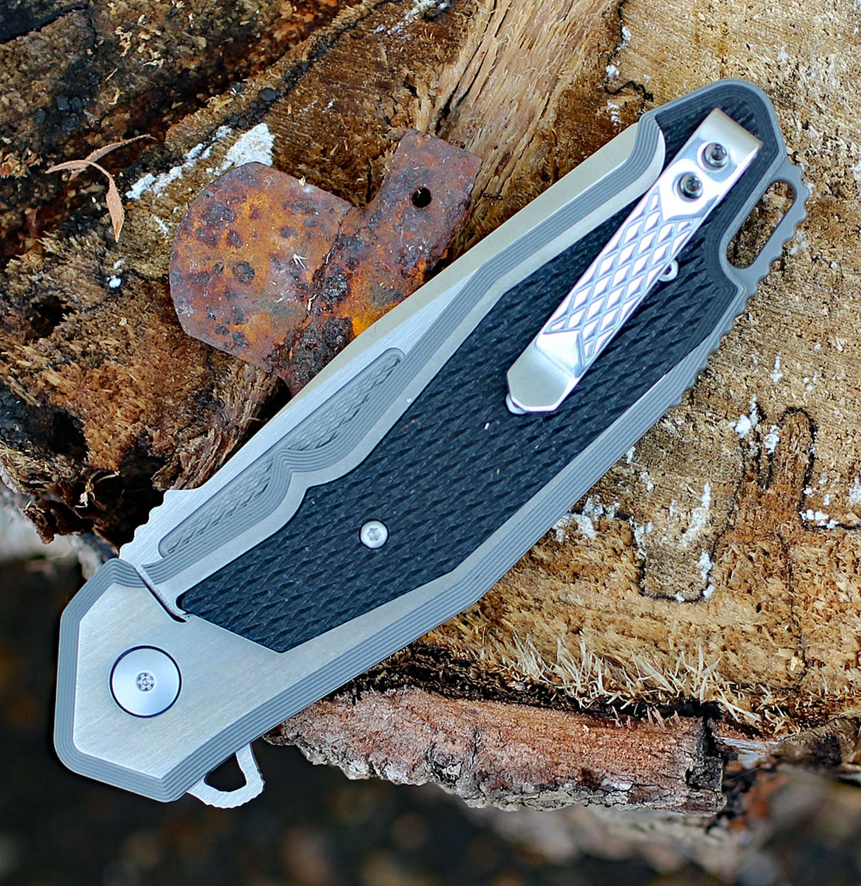 CRKT K530TXP Panache, 3.67" CTS-XHP Plain Blade, Titanium w/Carbon Fiber Inlays -Limited to 550 4 CRKT K530TXP Panache, 3.67" CTS-XHP Plain Blade, Titanium w/Carbon Fiber Inlays -Limited to 550 - Image 4