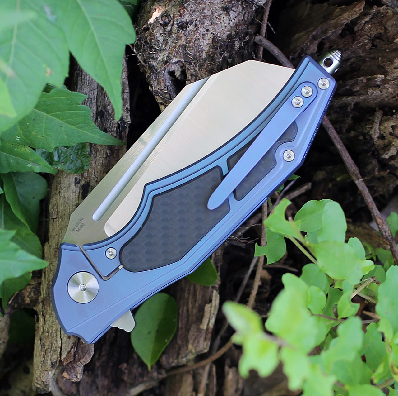 Artisan Cutlery Artisan Apache ATZ1813GBUM, 3.82" M390 Plain Blade, Blue Titanium/Carbon Fiber Handle 3 Artisan Cutlery Artisan Apache ATZ1813GBUM, 3.82" M390 Plain Blade, Blue Titanium/Carbon Fiber Handle - Image 3