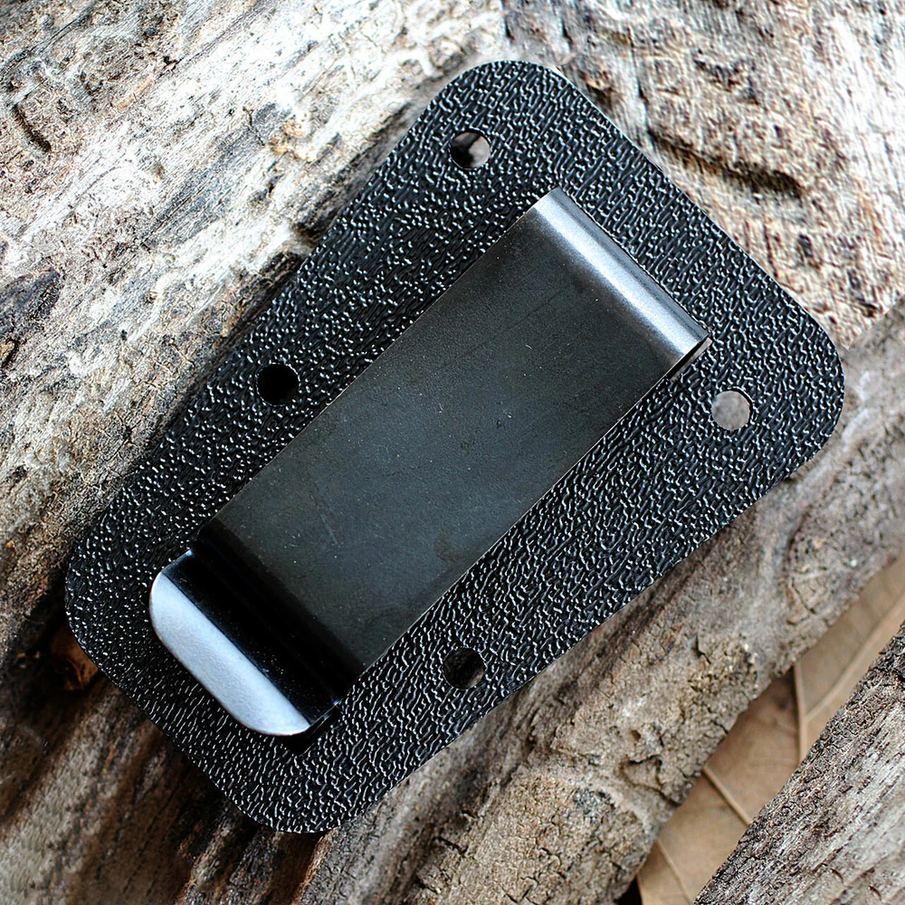 ESEE Knives Izula Complete Survival Kit (Includes: Paracord, Rings, Fire Rod, Whistle & Clip Plate) 2 ESEE Knives Izula Complete Survival Kit (Includes: Paracord, Rings, Fire Rod, Whistle & Clip Plate) - Image 2