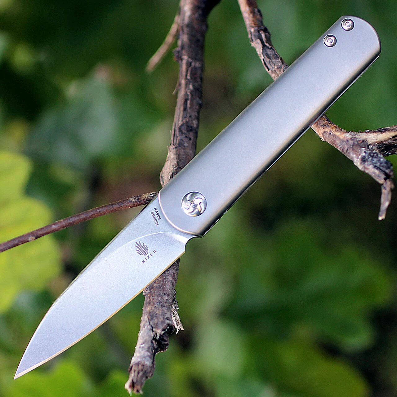 Kizer Cutlery Kizer Feist Titanium KI3499, 2.83" S35VN Plain Blade 1 Kizer Cutlery Kizer Feist Titanium KI3499, 2.83" S35VN Plain Blade
