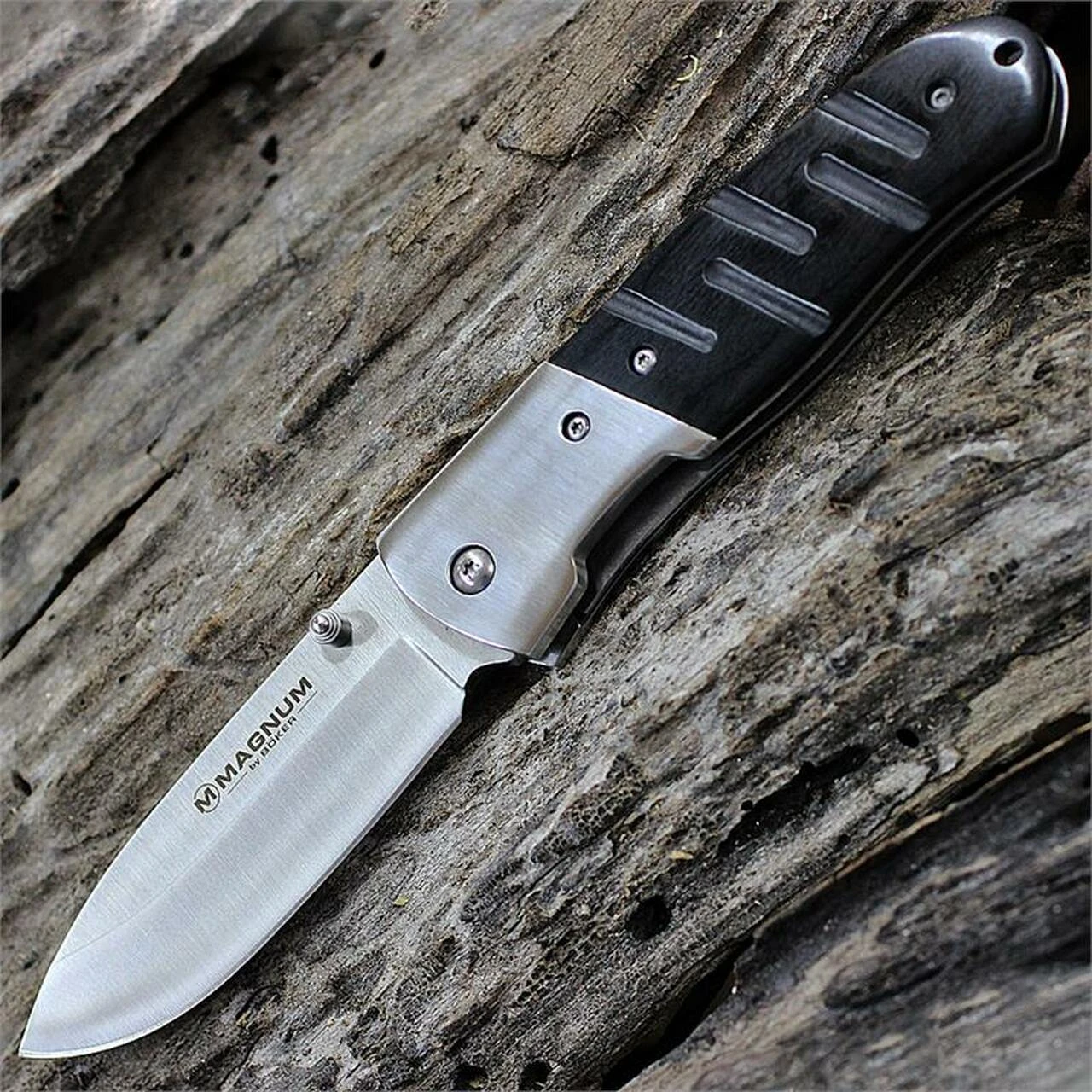 Boker Magnum Kilo Romeo Liner Lock, Pakkawood Black Handle, 01LG221 1 Boker Magnum Kilo Romeo Liner Lock, Pakkawood Black Handle, 01LG221
