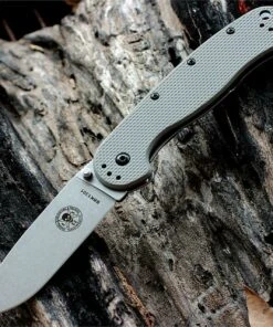 BRK Avispa Folder, Foliage Green Nylon handles, Stonewash AUS-8 Blade, Plain Edge, Design by Esee Knives