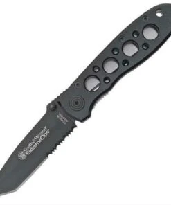 Smith and Wesson Smith & Wesson ExtremeOps Linerlock, Combo Edge, Black Blade and Black Aluminum Handles