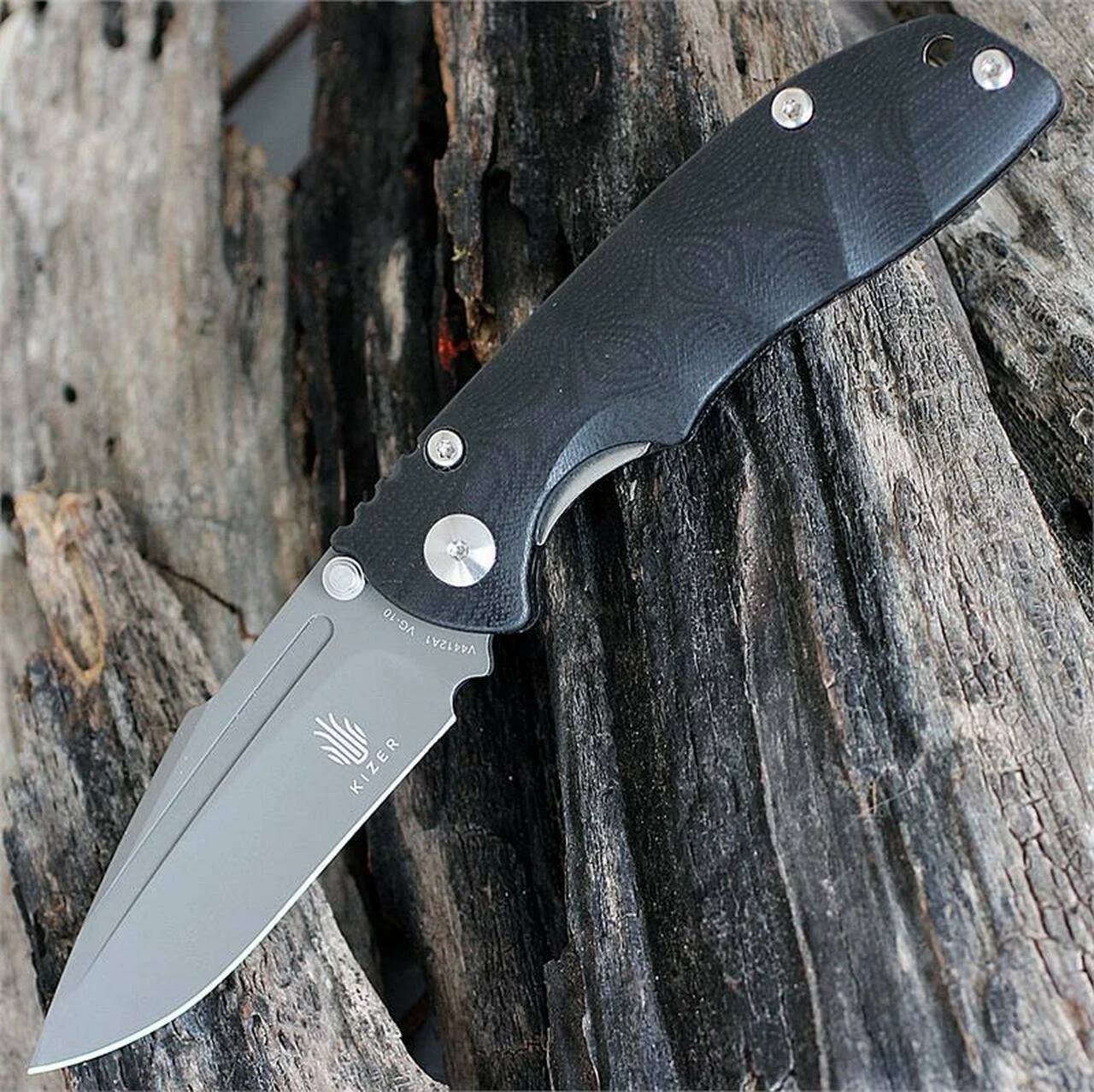 Kizer Cutlery Kizer V4412A1 Bolt Vanguard Series 3.5 in. VG-10 Black G-10 Folder 1 Kizer Cutlery Kizer V4412A1 Bolt Vanguard Series 3.5 in. VG-10 Black G-10 Folder