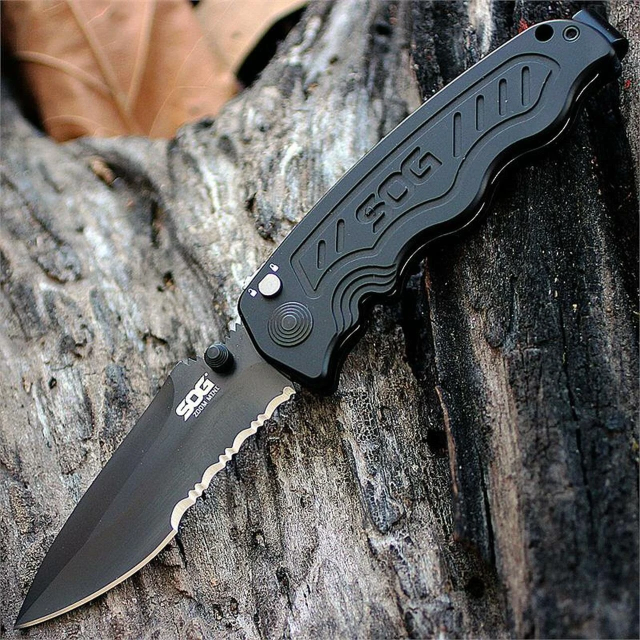 SOG Mini Zoom, 3.15 in. AUS-8 Black TINI Blade, Black Hard-Anodized 6061 T6 Aluminum 1 SOG Mini Zoom, 3.15 in. AUS-8 Black TINI Blade, Black Hard-Anodized 6061 T6 Aluminum