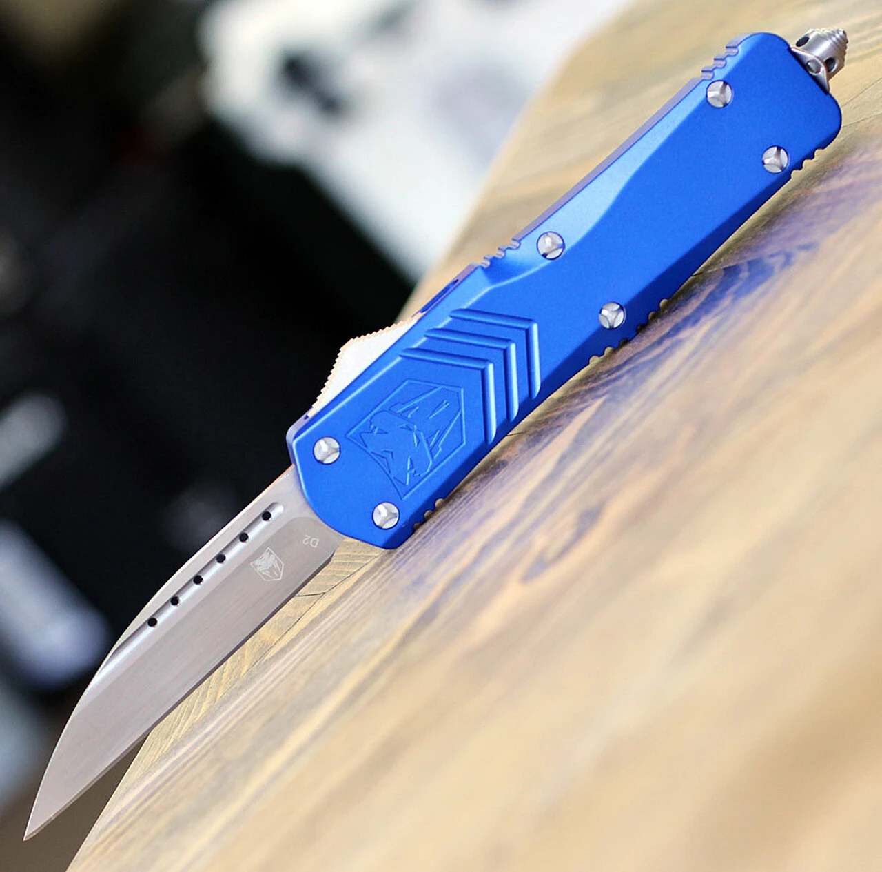 CobraTec Knives LBLUFS-XLDNS Large FS-X Blue, 3.50" D2 Steel Wharncliffe, Anodized Aviation Aluminum Handle 1 CobraTec Knives LBLUFS-XLDNS Large FS-X Blue, 3.50" D2 Steel Wharncliffe, Anodized Aviation Aluminum Handle