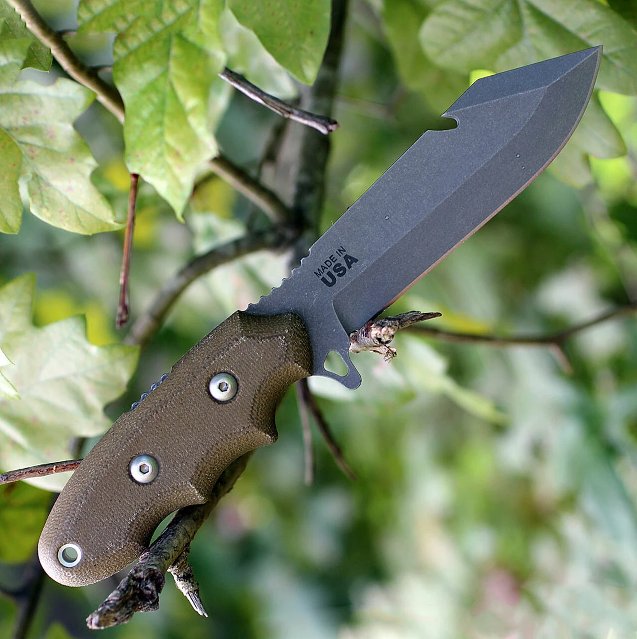 TOPS Backpacker's Bowie Knife BPB-01, 4.50" 1095 Carbon Steel Blade, Green Canvas Micarta Handle 2 TOPS Backpacker's Bowie Knife BPB-01, 4.50" 1095 Carbon Steel Blade, Green Canvas Micarta Handle - Image 2