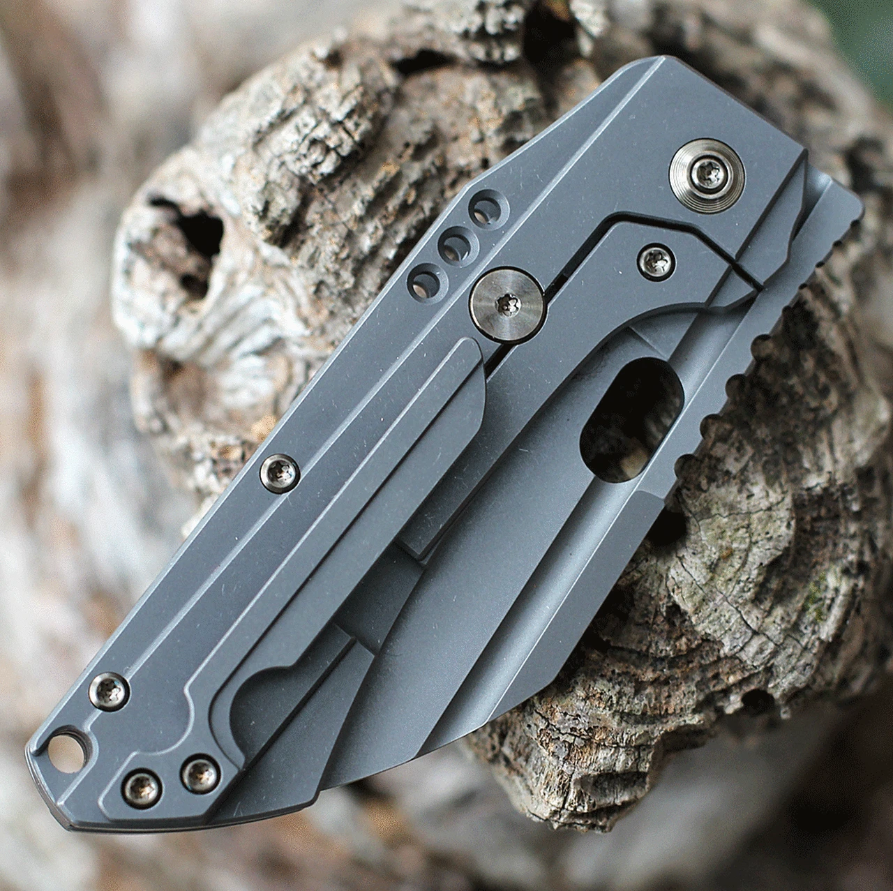 We Knife Co. WE Knife Roxi 3 - Gray Ti (3" Gray SW CPM S35VN) 19072-1 4 We Knife Co. WE Knife Roxi 3 - Gray Ti (3" Gray SW CPM S35VN) 19072-1 - Image 4