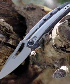 Zero Tolerance 0990 Flipper - Carbon Fiber and Steel (3.25" CPM- 20CV SW)